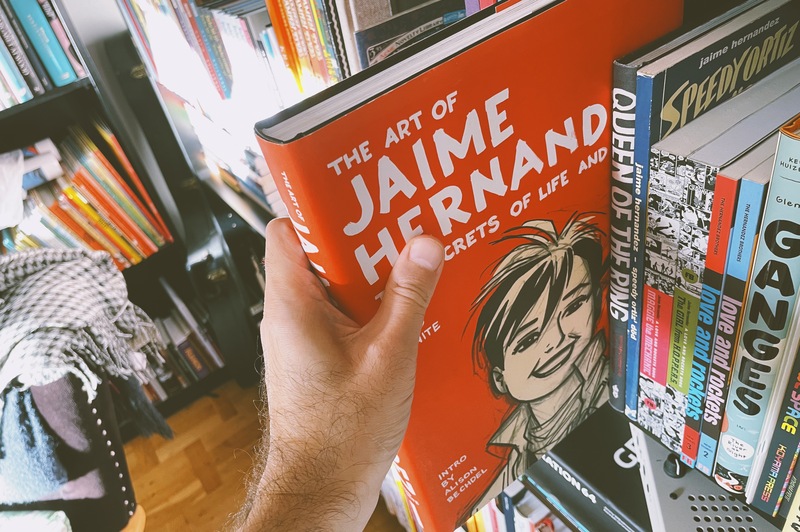 Box with comics